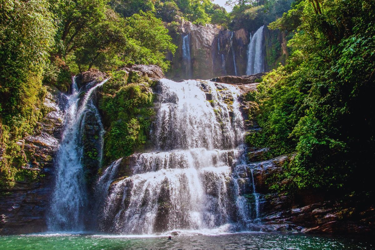 Nauyaca waterfalls